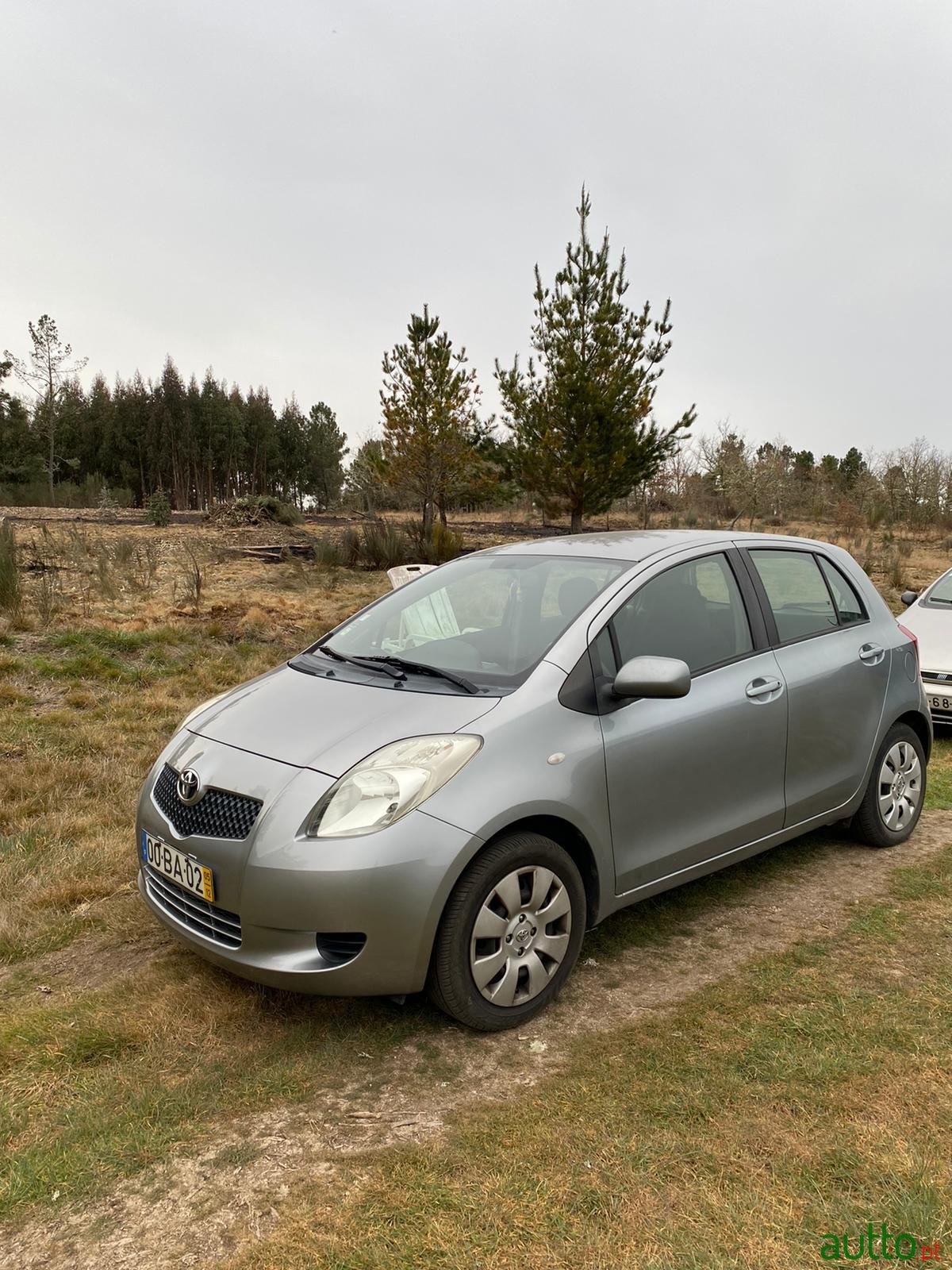 2005' Toyota Yaris photo #1