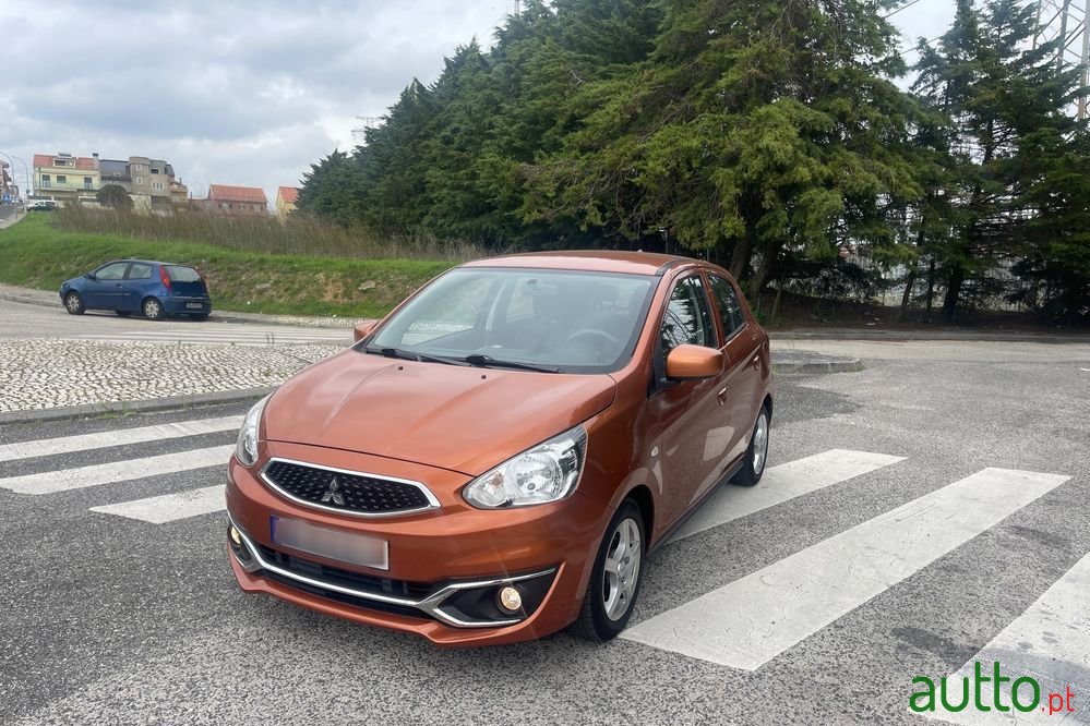 2018' Mitsubishi Space Star 1.0 Active photo #4
