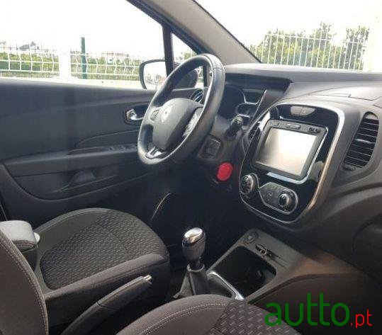 2017' Renault Captur photo #4