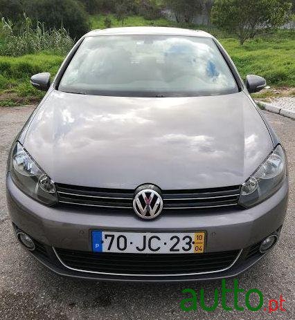 2010' Volkswagen Golf photo #4