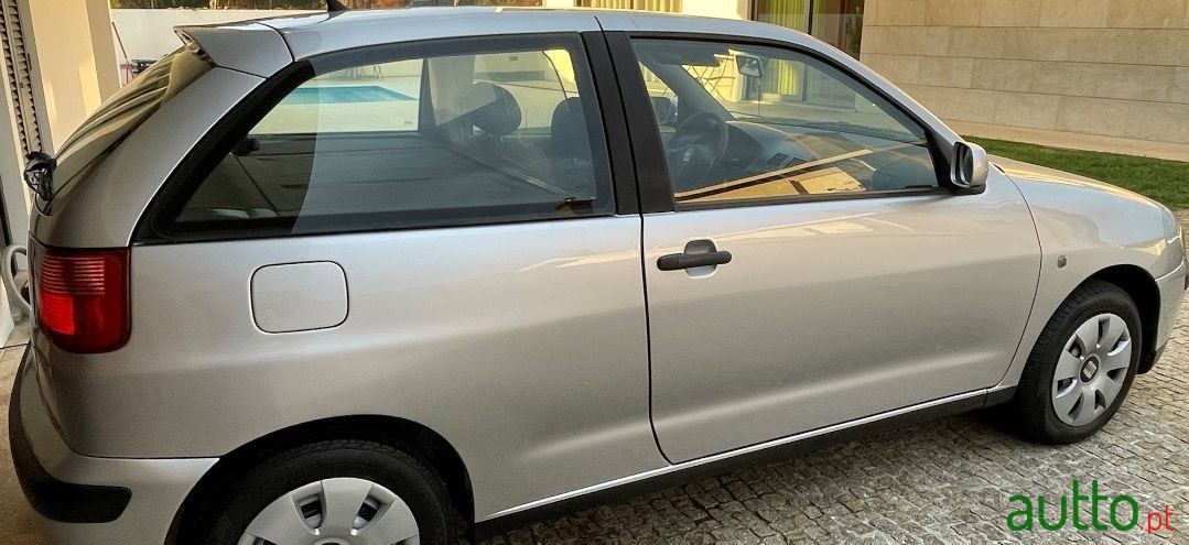 2000' SEAT Ibiza photo #2