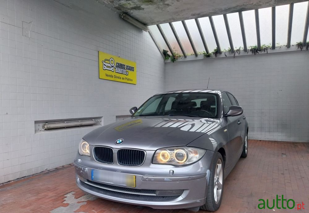 2011' BMW Série 1 D photo #1