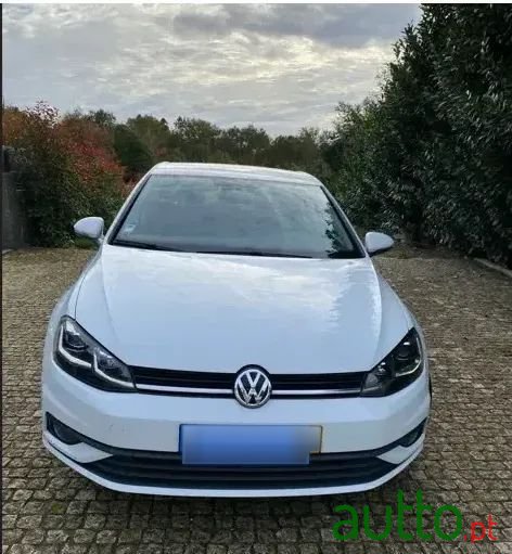 2017' Volkswagen Golf 1.6 Tdi Confortline photo #1