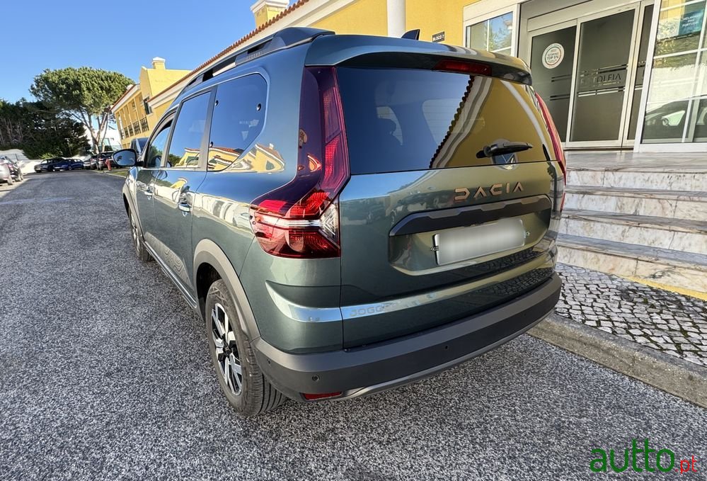 2024' Dacia Jogger photo #3
