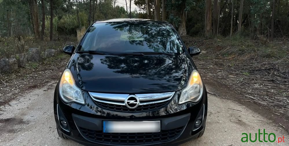 2012' Opel Corsa photo #4