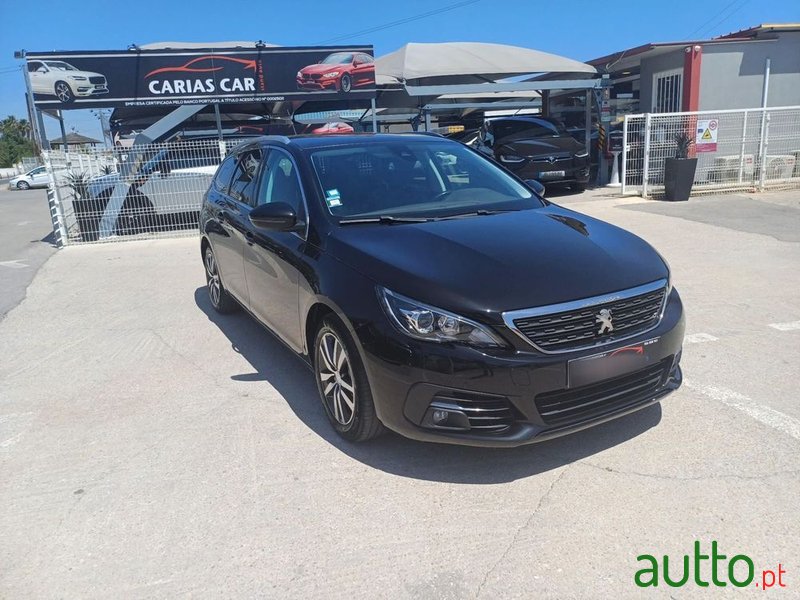 2018' Peugeot 308 Sw photo #2