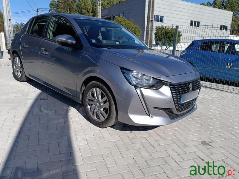 2020' Peugeot 208 photo #5