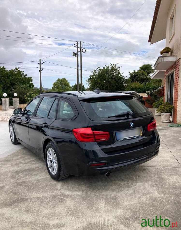 2019' BMW Série 3 photo #3