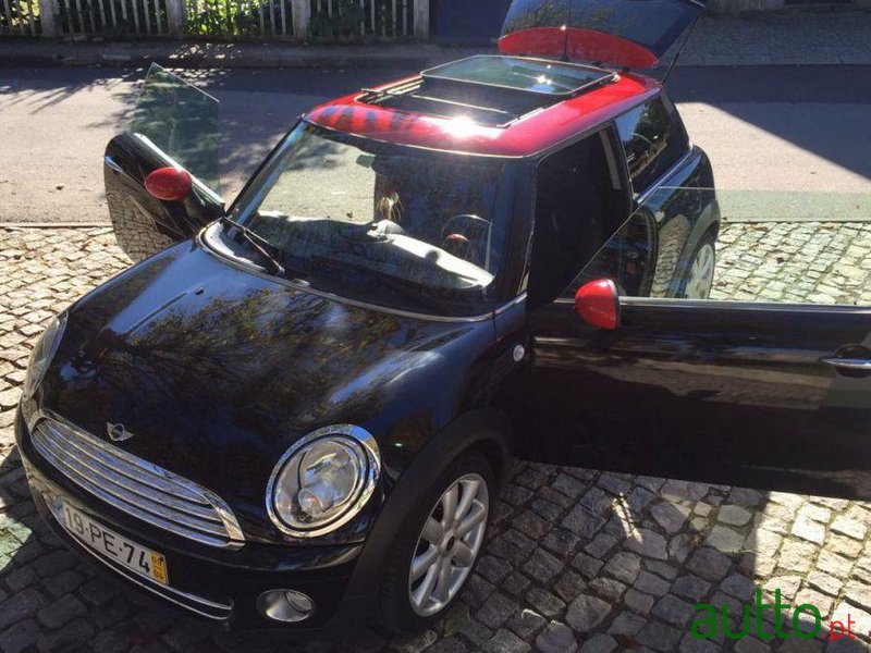 2009' MINI Cooper d photo #2