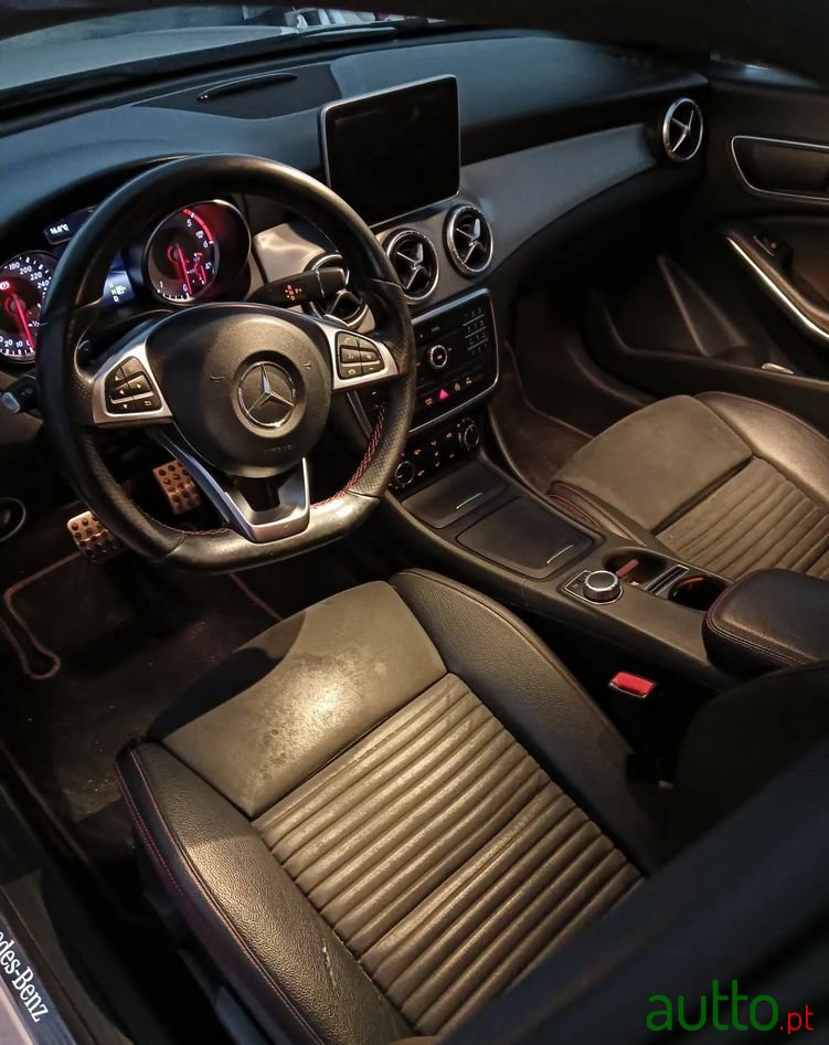 2016' Mercedes-Benz Classe Cla photo #3