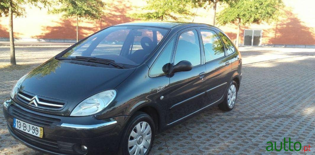 2006' Citroen Xsara Picasso photo #1