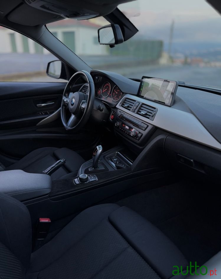 2014' BMW Série 3 D Touring photo #6