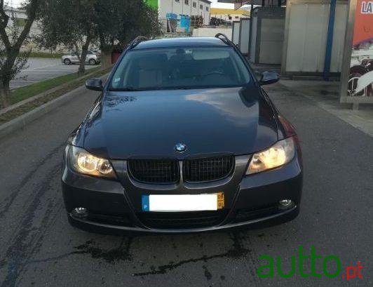 2008' BMW 318 Gran Turismo photo #3