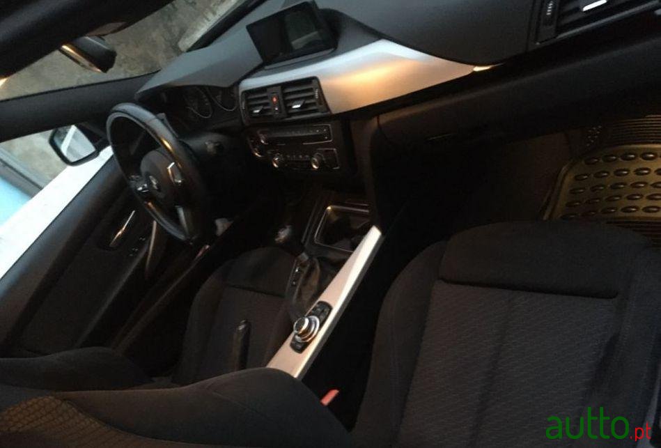 2013' BMW 320 M photo #4