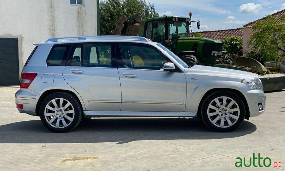 2009' Mercedes-Benz Glk-220 photo #6