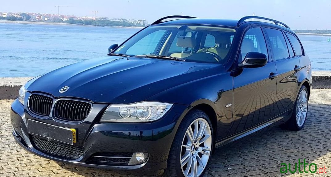 2009' BMW 320 D Touring photo #5