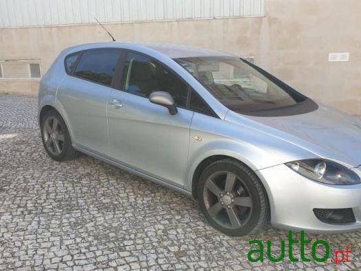 2005' SEAT Leon 2.0 Tdi Nacional photo #3