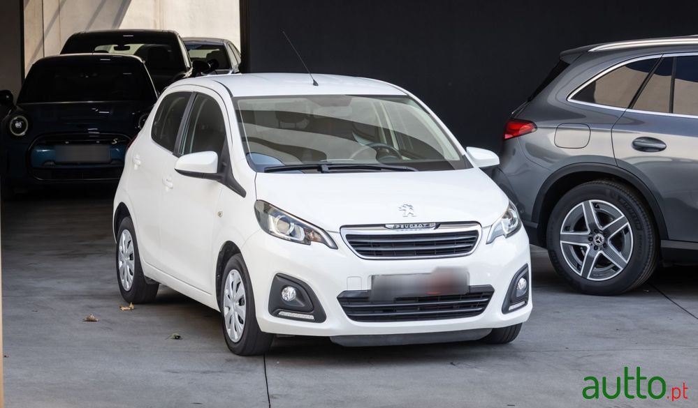 2016' Peugeot 108 1.0 Vti Active photo #1
