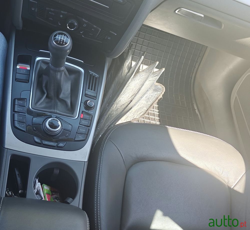 2009' Audi A4 Avant photo #6