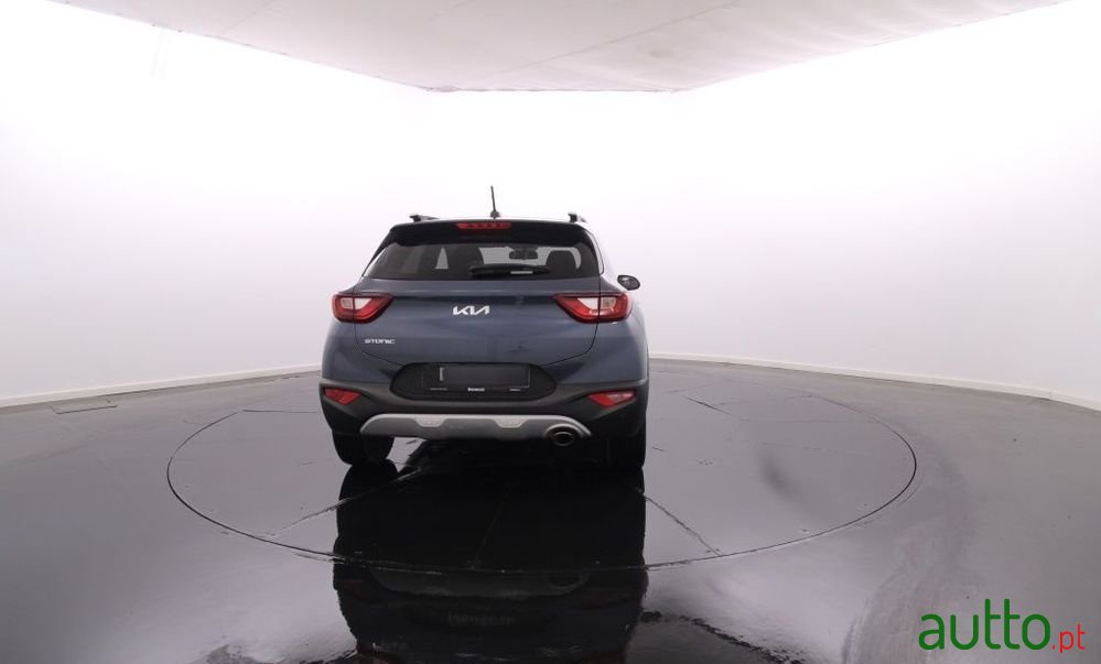 2023' Kia Stonic 1.2 Dynamic photo #5