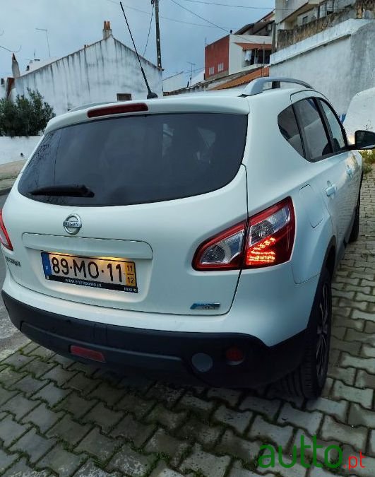 2011' Nissan Qashqai Sport photo #3
