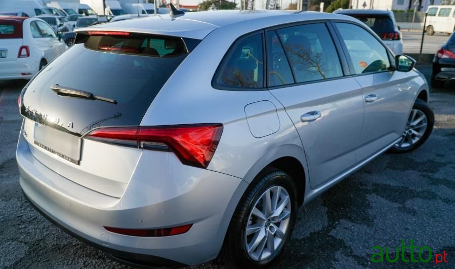 2022' Skoda Scala 1.0 Tsi Ambition photo #4