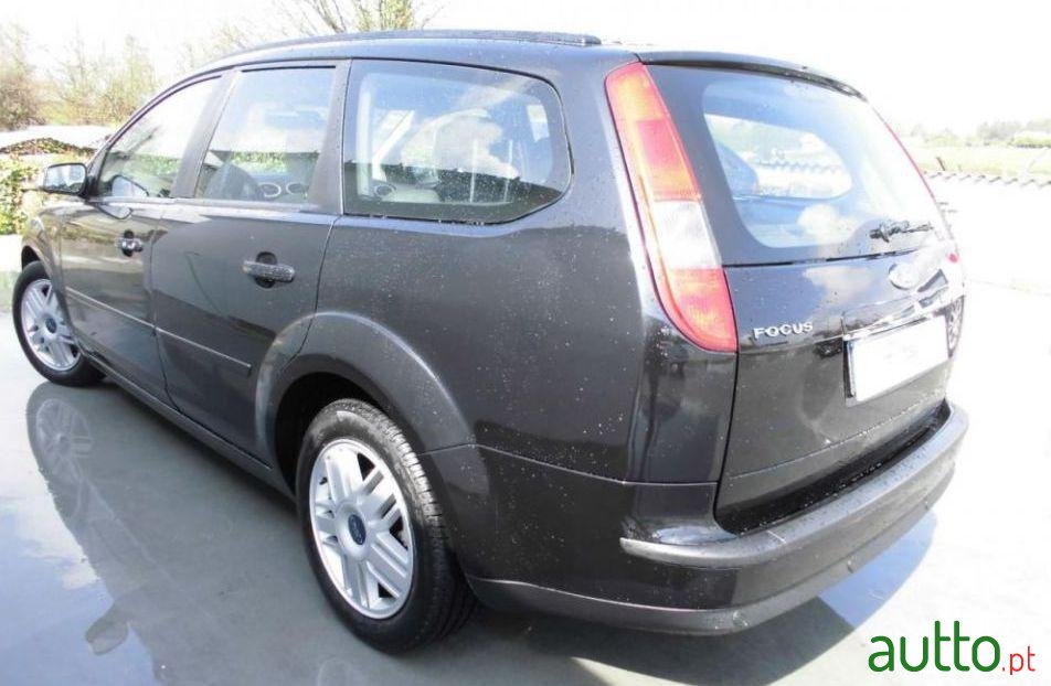 2007' Ford Focus Sw photo #1