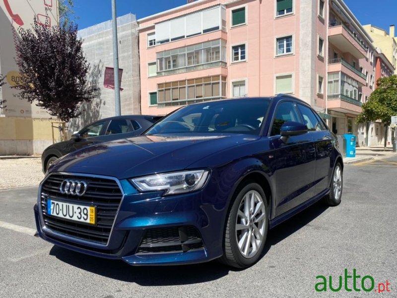 2018' Audi A3 Sportback photo #1