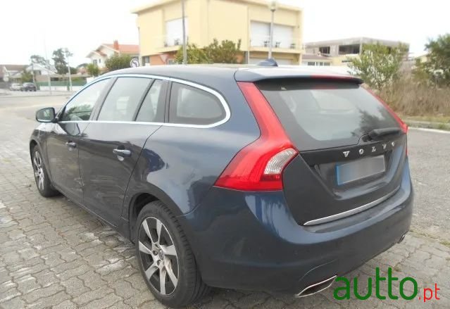 2014' Volvo V60 photo #6