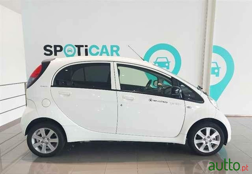 2020' Peugeot Ion photo #4