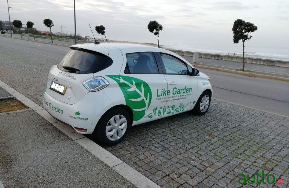 2015' Renault Zoe Ver-Life photo #1