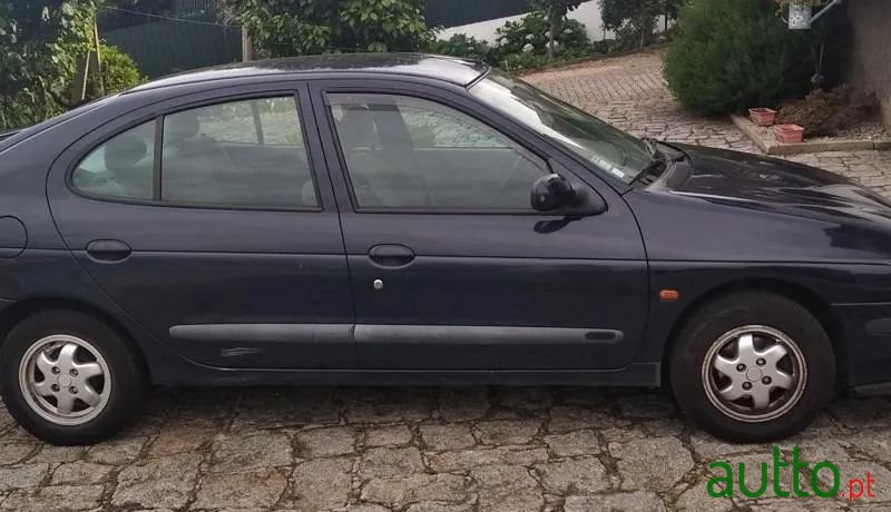 1996' Renault Megane photo #4