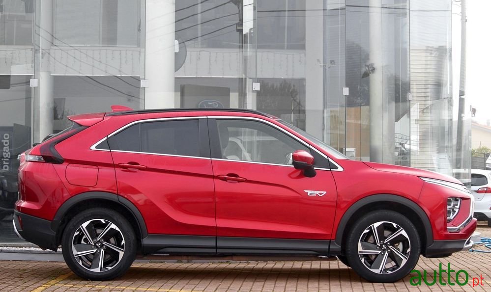 2022' Mitsubishi Eclipse Cross photo #6