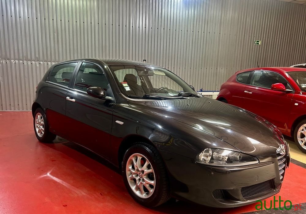 2005' Alfa Romeo 147 1.6 Ts Progression photo #3
