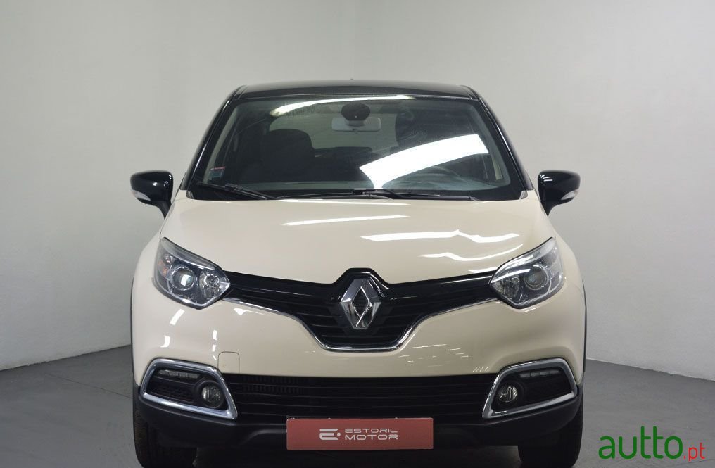 2017' Renault Captur photo #2