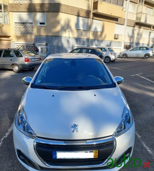 2018' Peugeot 208 photo #3