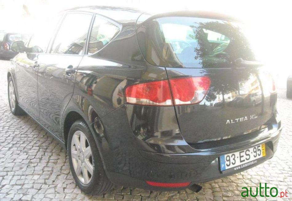 2007' SEAT Altea photo #2