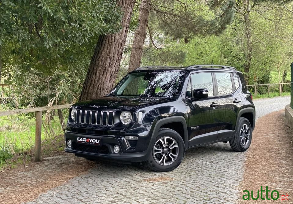 2019' Jeep Renegade photo #1