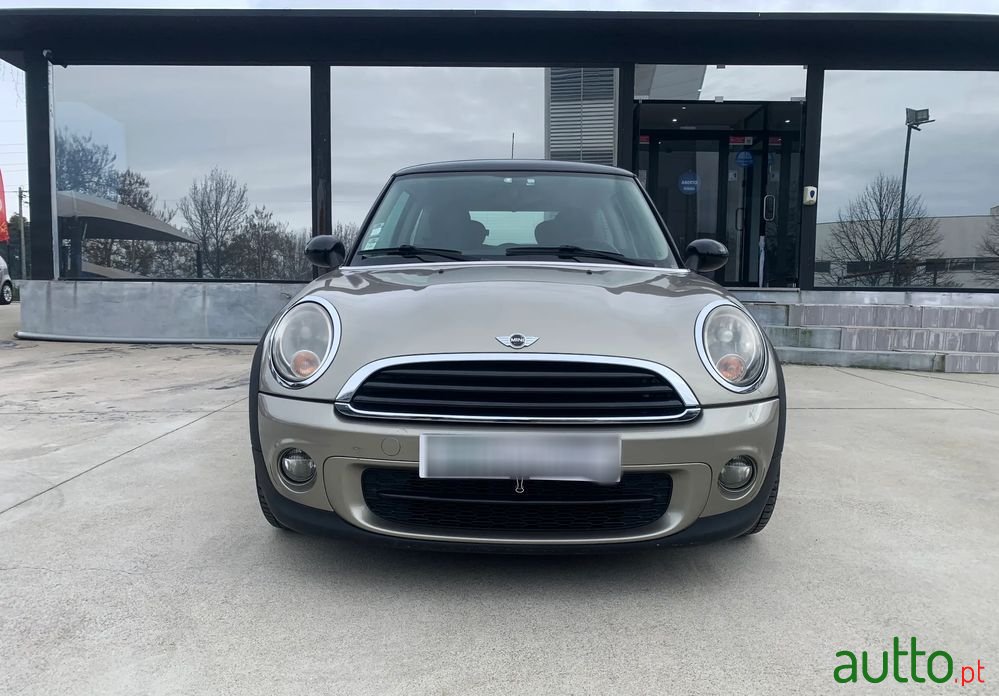 2011' MINI One D photo #2