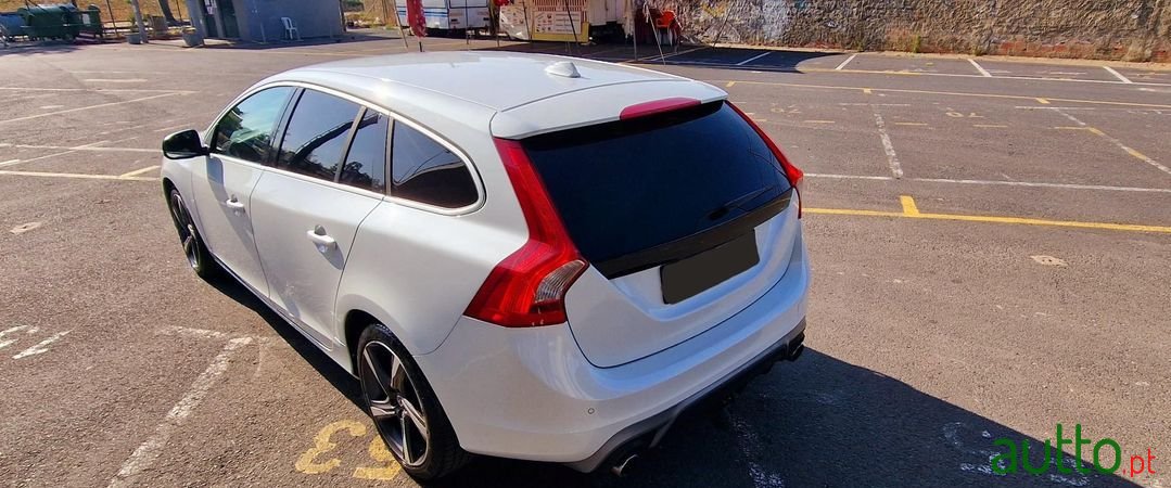 2014' Volvo V60 photo #6