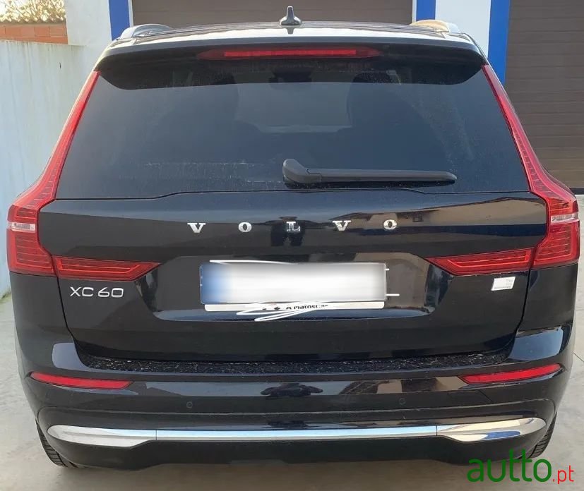 2022' Volvo Xc 60 photo #3