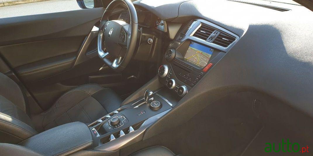 2013' Citroen DS5 Sport Hibrido4 photo #2