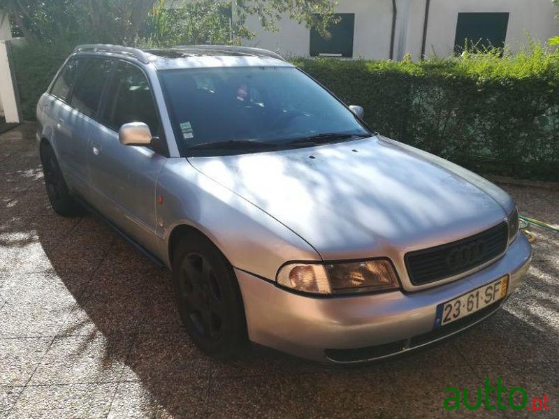 1996' Audi A4 Avant photo #2