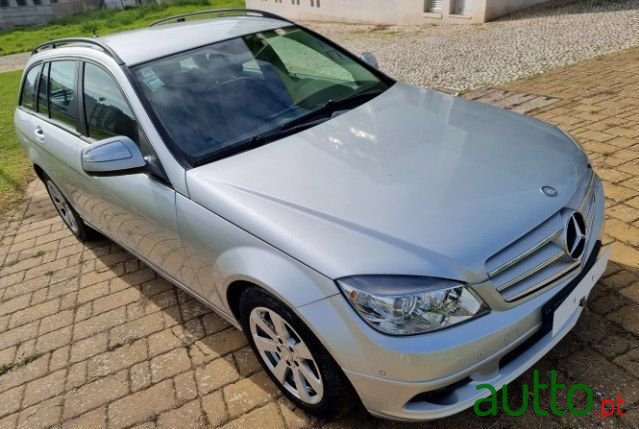 2008' Mercedes-Benz C-220 photo #6