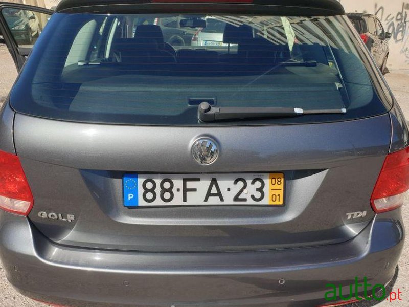 2008' Volkswagen Golf Variant photo #1