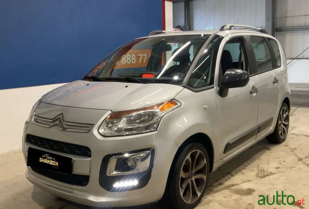 2016' Citroen C3 Picasso photo #1