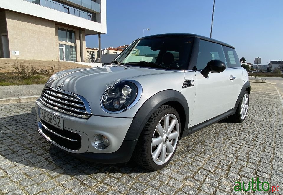 2012' MINI Cooper photo #1