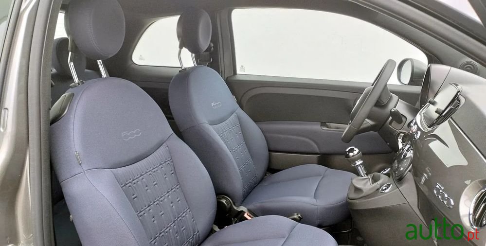 2022' Fiat 500 1.0 Hybrid Club photo #5