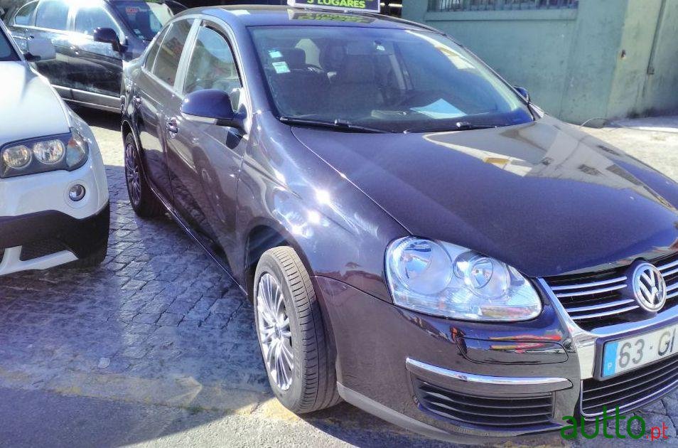 2008' Volkswagen Jetta Carro photo #2