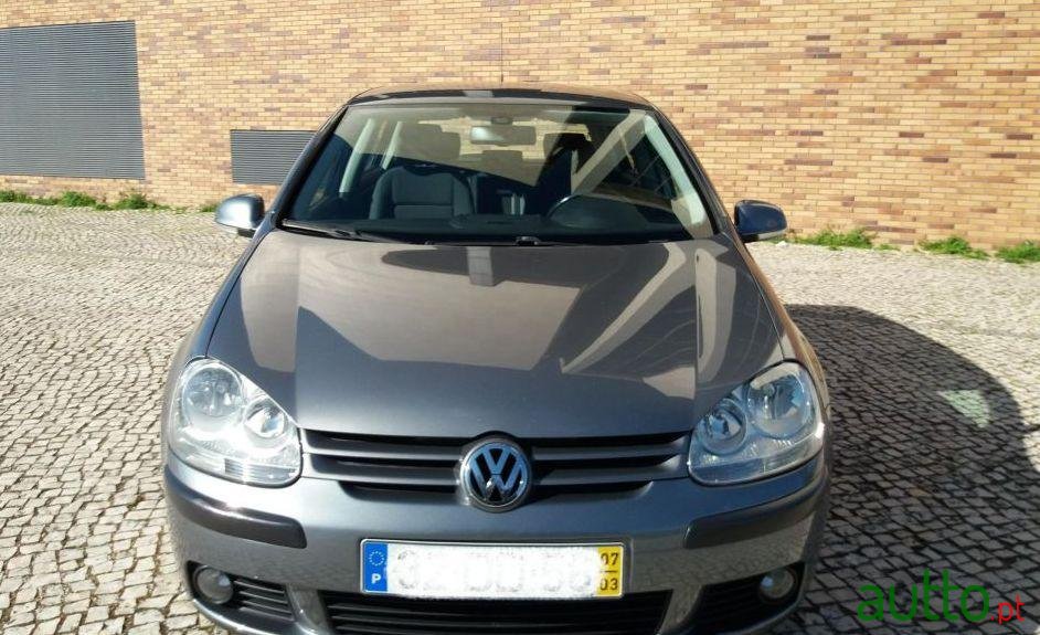 2007' Volkswagen Golf photo #4